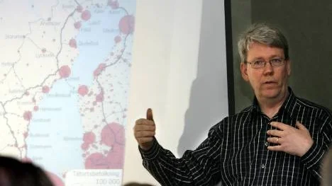 Kommunalrådet Peter Roslund anser inte det finns anledning ta ut något elände i förskott. Piteå kommun har en fallhöjd att gå på när det gäller budgetresultat. (Arkivbild)