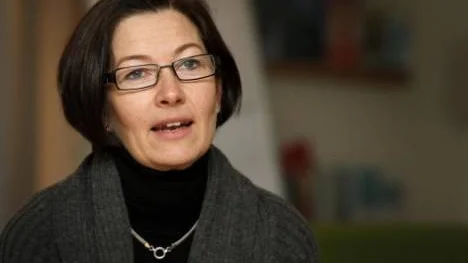 Piteås kommunchef, Helene Röckner, tjänar 4 000 kronor mer i månaden än kommunalrådet Peter Roslund. (Arkivbild)