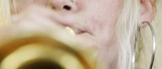 Musikskolans flöjtist trumpetar på jazzkursen