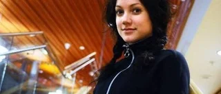 Stressigt på jobbet för Caroline