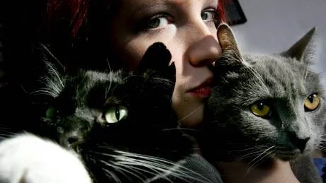 sjuk av husdjur. Det går att vaccinera sig mot sin allergi. Bäst resultat är det för katt. Där blir över 80 procent nästan besvärsfria. För hund är siffran runt 20 procent.  Foto: Jack Mikrut/Scanpix