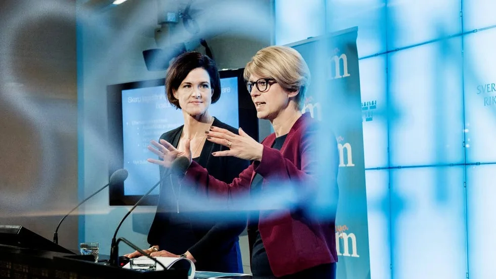 Moderaterna. Missar de stora problemen med nyanländas etablering.