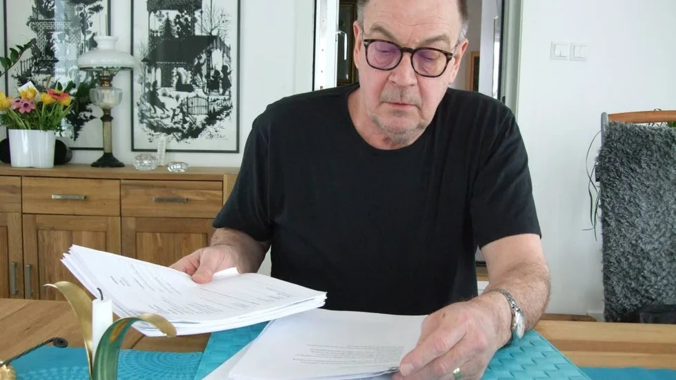 Papper. Fem års tvist har producerat en ansenlig hög med papper konstaterar Thomas Wikström.