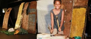 Starka scener om kenyanska barn