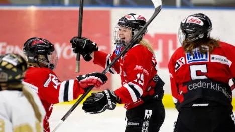 Emelie Jönsson gjorde ett av målen när MSSK Piteå besegrade Leksand igår. En skön revansch efter lördagens smäll mot Brynäs (Arkivbild).