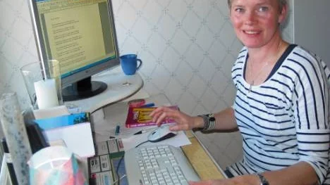 Från och med nu jobbar Ann-Chatrine Andersson en arbetsdag i veckan i sin egen skrivarlya. "Målet är att jag ska få ihop material så att jag kan ge ut en diktbok och vara med på bokmässan i Göteborg nästa höst", förklarar den målmedvetna Vidselföretagaren.