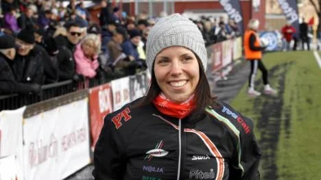 I pausen i matchen mellan Piteå IF och Malmö presenterade Piteå Elit sitt sensationella nyförvärv, världsstjärnan Charlotte Kalla.