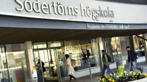 Översättarutbildningen på Södertörn ser ut att få vara kvar.