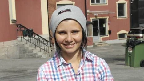 Malin Bäckström, 27,  utflyttad Pitebo till Umeå"Det är självklart ett måste att komma hem och besöka PDOL, även om jag tycker området har blivit lite väl trångt. Den biten var bättre förr. För min del blev det The Ark och Veronica Maggio, annars har jag mest hängt i Kittelfjäll."