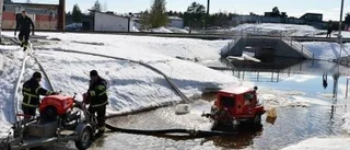 Gångtunnel översvämmades