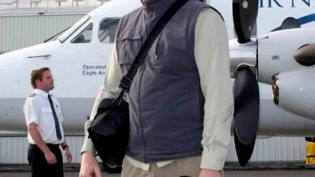 PÅ UPPDRAG. Här är Ulf Jakobsson på Nya Zeeland under en inspelning av Vingården.
