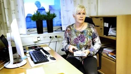 SVÅRT KOMMA IN. "Vi har sett och ser en bättre arbetsmarknad 2010 och 2011. Men utlandsfödda ungdomar har haft svårt att komma in. De som står närmast arbetsmarknaden kommer lättare in och får jobben", säger Majvor Johansson, områdeschef för Arbetsförmedlingen inom Fyrkanten.