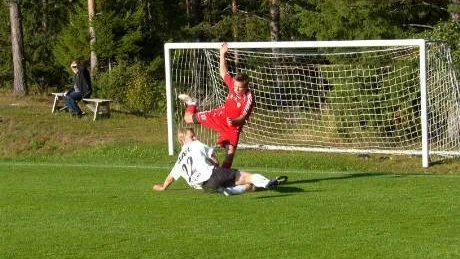 Ostoppbara. Haparanda försökte med allt, men Kalix visade sig vara allt för tuffa att få omkull. Kalix vann odiskutabelt med 6-0 (1-0).