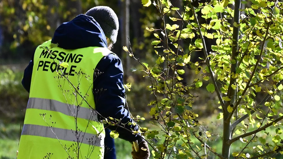 Missing People fortsätter under söndagen att söka efter den försvunna kvinnan i Vetlanda. Bilden är tagen i onsdags.