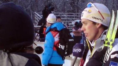 SILVER TILL MARCUS. Marcus Hellner tog in 17 sekunder praktiskt taget på egen hand på sista sträckan.