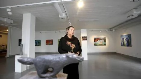 "Vi blev överrumplade. Ska vi flytta nu igen?", säger Monika Wennerholm, som snart får packa flyttkartongerna igen - för sjätte gången