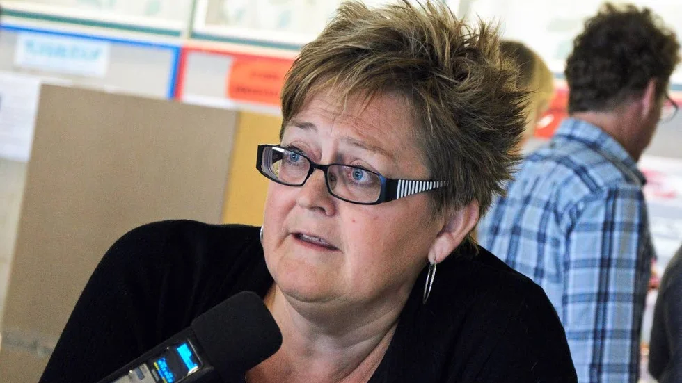 Demokrati. Marianne Stöckel, rektor på Hjalmar Lundbohmsskolan i Kiruna tycker att förtidsröstningen på skolan är en viktig del i skolans demokratiuppdrag.