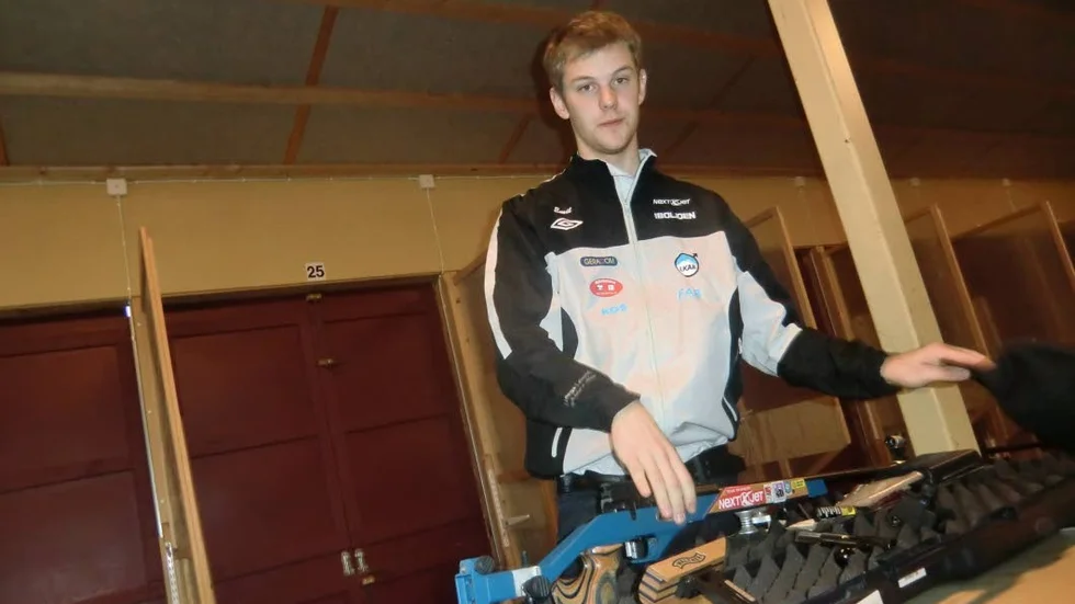 Emil Jonsson.