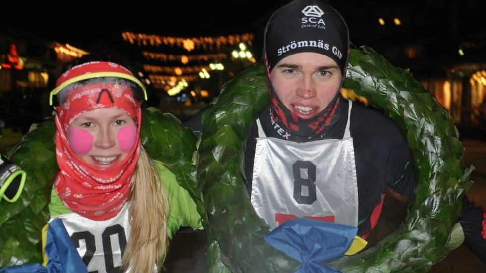 VINNARE. Emma Bergström, Kalix Skidklubb, och Mikael Edström, Strömnäs GIF, tog hem segern i Älvsbyn.