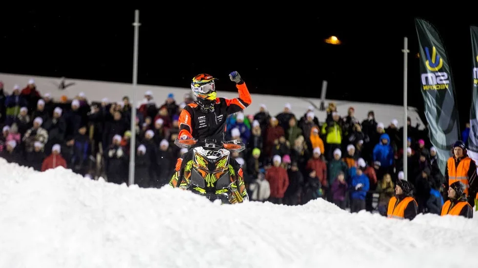 Äntligen etta. Johan Eriksson, Team Walles vann SM i stadioncross.