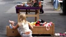 SECONDHAND. Nytt till barnen behöver inte betyda nytillverkat.