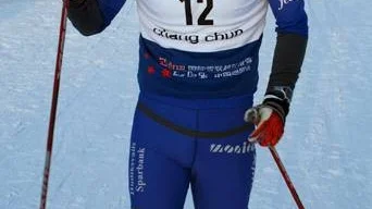 TUNGT. Peter Larsson hade en jobbig dag när Tour De Ski China fortsatte med en deltävling i Changchun i norra Kina. Foto: ANDERS HANSSON
