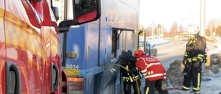 Buss i brand på Timmerleden