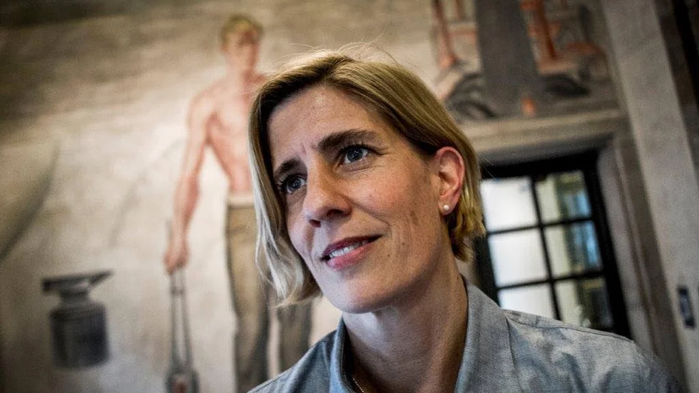 VÅRBUDGET. LO-ekonomen Åsa-Pia Järliden Bergström ger ris och ros till vårbudgeten.