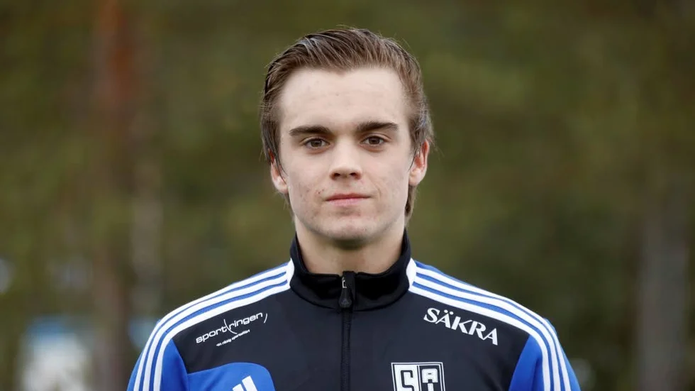 MÅLSKYTT. Peter Berglund gjorde ett av Storfors mål i fjärde raka vinsten.