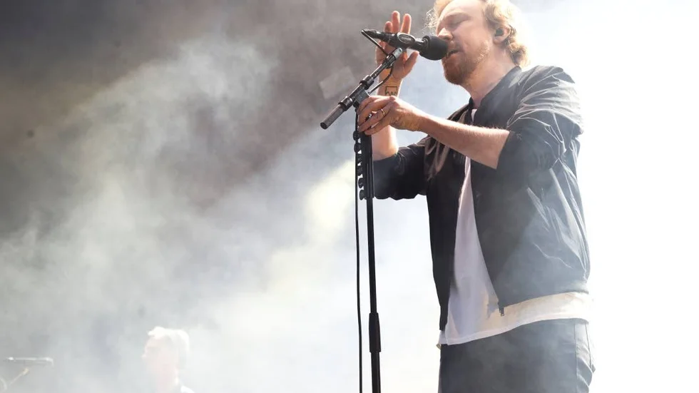Rocken lyfter. Trots Winnerbäcks många nedtonade låtar ansåg PT:s recensent att det var de tyngre numren som lyfte under kvällen.