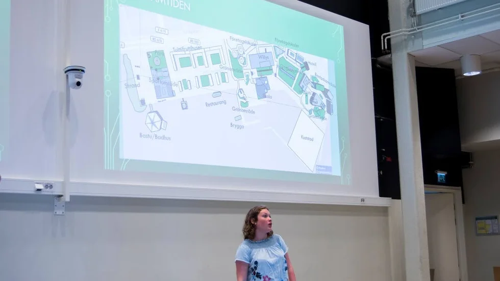 Josefine Bergström berättar om sina visioner för Södra hamn.