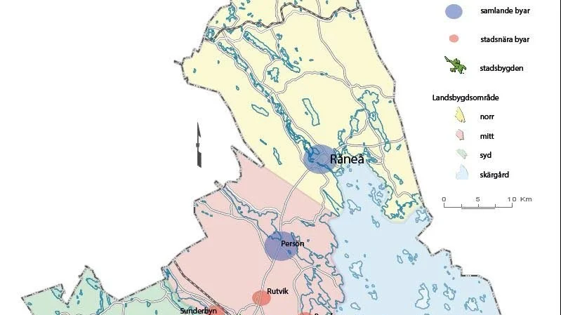 Råneå i norr, Persön i mitten och Antnäs i söder utpekas i översiktsplanen som samlande byar för landsbygden. I anslutning till stadsbygden (grönmarkerad på kartan) ligger de stadsnära byarna Sunderbyn, Rutvik, Björsbyn, Bensbyn, Hertsölandet och Kallax.