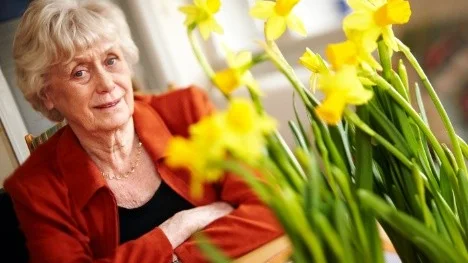 STOCKHOLM 2011-03-18 
Kerstin Ekman fotograferad i Stockholm. Ekman har skrivit boken Se blomman. 
Foto: Fredrik Persson / SCANPIX / Kod 75906