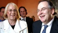 Laila Freivalds och lord Faconer of Thoroton gladdes vid ceremonin.