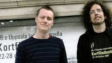 Festivalchefen Niclas Gillberg och festivalens programchef Christoffer Olofsson har egentligen inte så mycket tid att bänka sig i biofåtöljerna. På måndag startar 26:e Internationella Kortfilmfestivalen i Uppsala.
