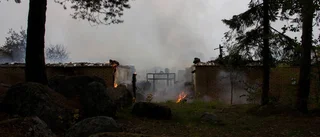 Därför spred sig elden i skolan så snabbt