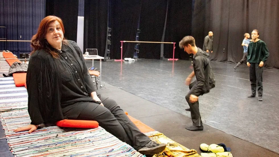 Kerstin Helsing blev konstnärlig ledare ganska nyligen på Gottsunda dans & teater. Hon blickar framåt mot minst två decennier till med scenkonst och pedagogisk verksamhet på Uppsalascenen.
