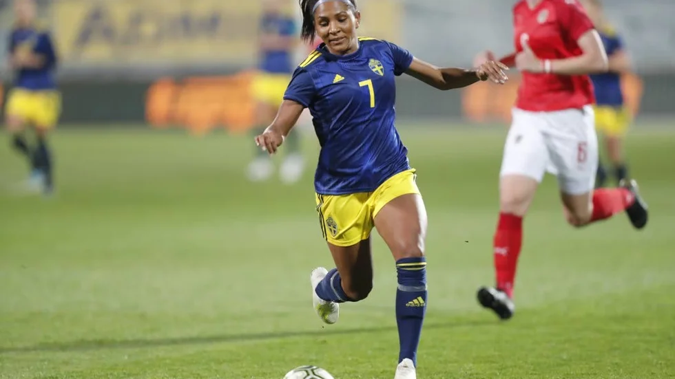 Sveriges Madelen Janogy under tisdagens fotbollslandskamp mellan Österrike och Sverige på BSFZ-Arena.