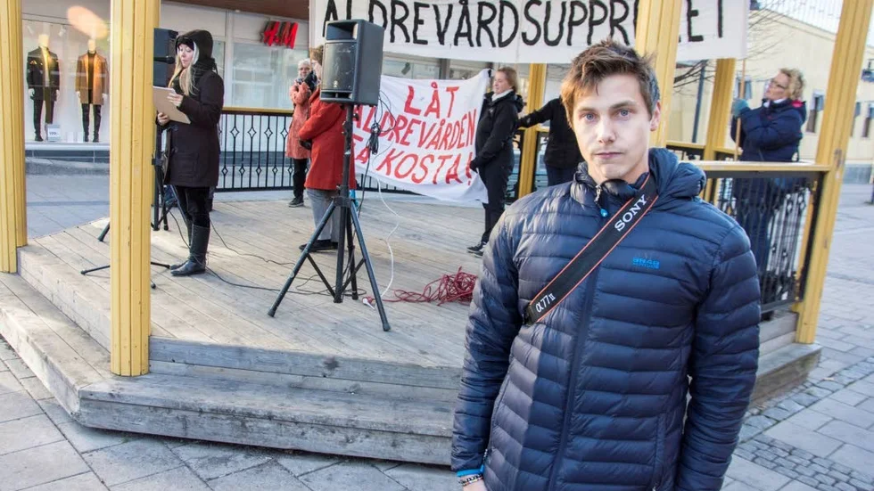 Willam Larsson, talesperson för Äldrevårdsupproret, ser inget problem i splittringen.