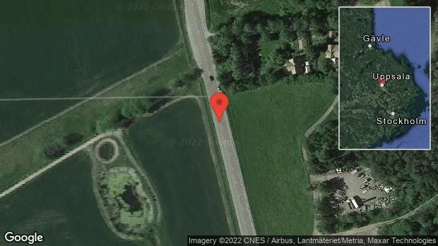 Stopp på väg 600 på grund av olycka med en personbil