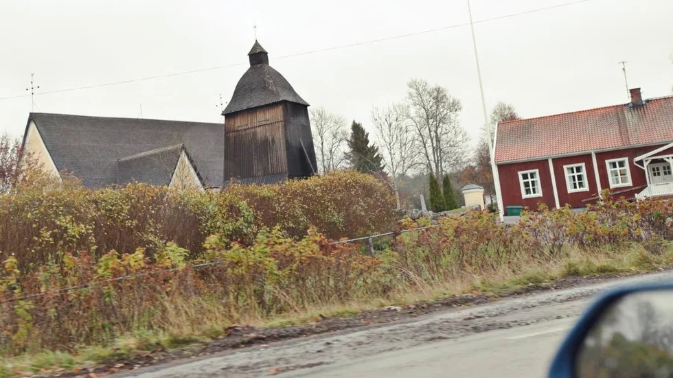Överklagan. Boende i Boglösa vill ha sänkt hastighet på vägen genom byn, men länsstyrelsen säger nej.