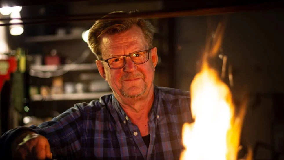 Lars-Erik Sundin är den självlärde smeden som bytte bana för att följa sin dröm.