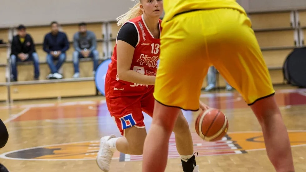 Elin Ekdahl gör Ellinor Holmberg (bilden) sällskap i Uppsalas lagbygge.