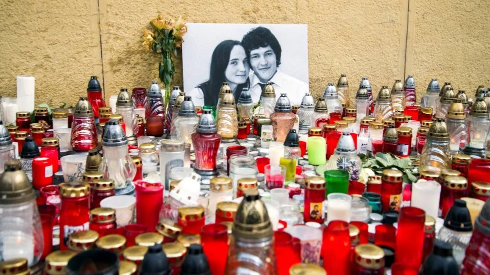Mordet på journalisten Robert Kalinak och hans fästmö Martina Kušnírová fick stora politiska konsekvenser för Slovakien.