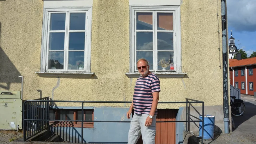 Förfaller. Gudmund Setterdahl är kritisk till hur huset i dag ser ut. Men planen är att renoveringar av fasaden ska vara igång i år.