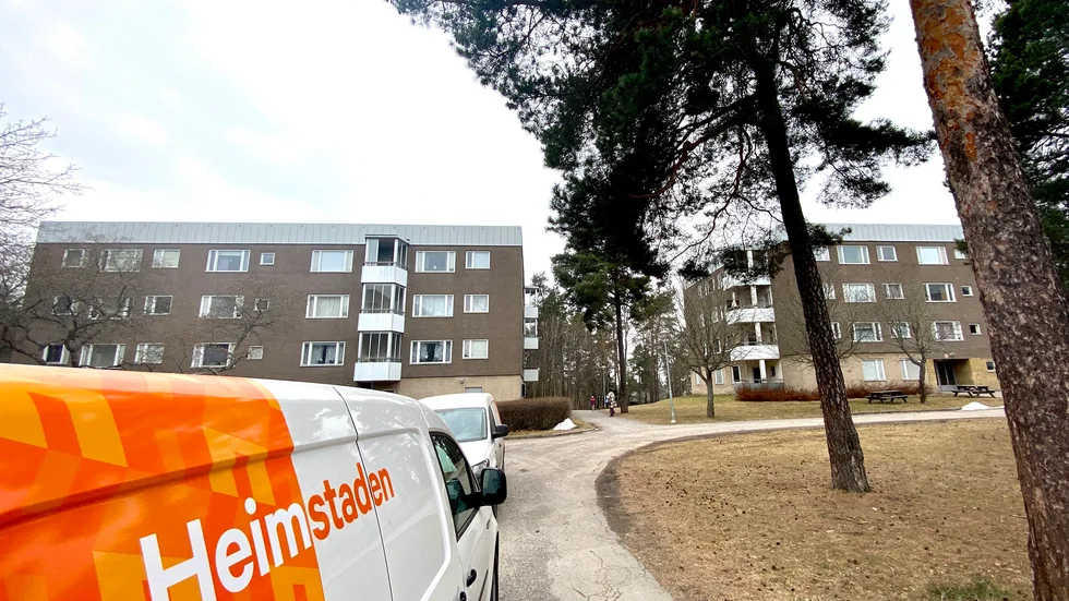 Boende i Viptorp fick nyligen information om sin nya hyra, via anslag i porten. Men formuleringarna vilseledde hyresgästerna att tro att de fått flera tusen i hyreshöjning per månad.