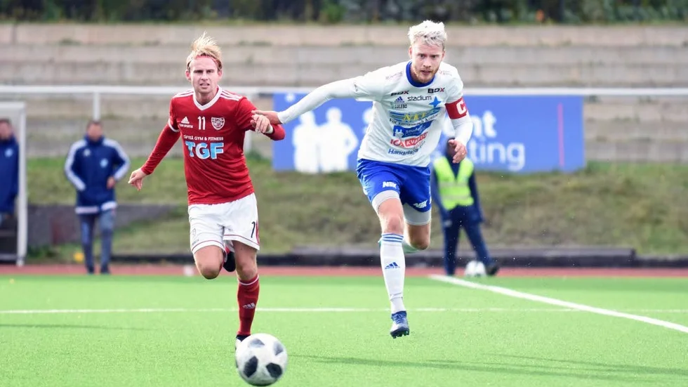 William Olausson vikarierade när målkungen Tetteh Komey var avstängd i matchen mot Täfteå.