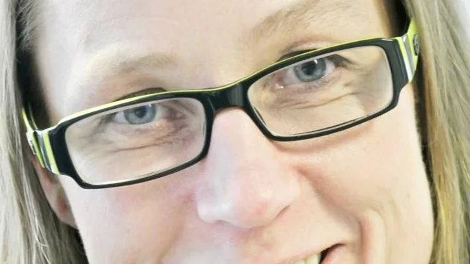 FÅ INGÅNGSJOBB. Ont om ingångsjobb ser Astrid Camitz som en av orsakerna till den höga ungdomsarbetslösheten i Tierp.