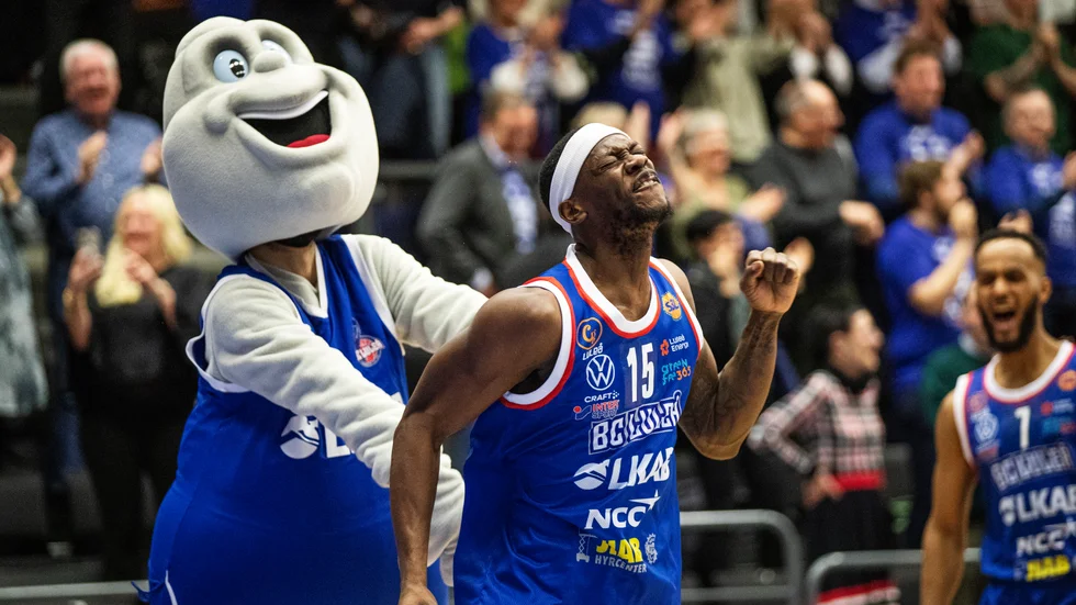 De´Riante Jenkins lämnar Luleå för spel i den italienska andraligan.