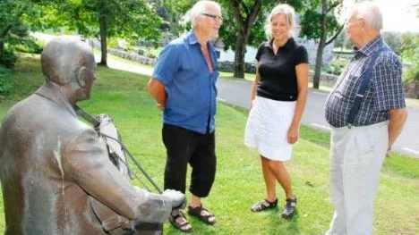 Förberedelser inför Tegelmoraveckan. Från vänster Karl Gunnar Marklund, Marit Lundkvist Reyes och Göte Herlovson.